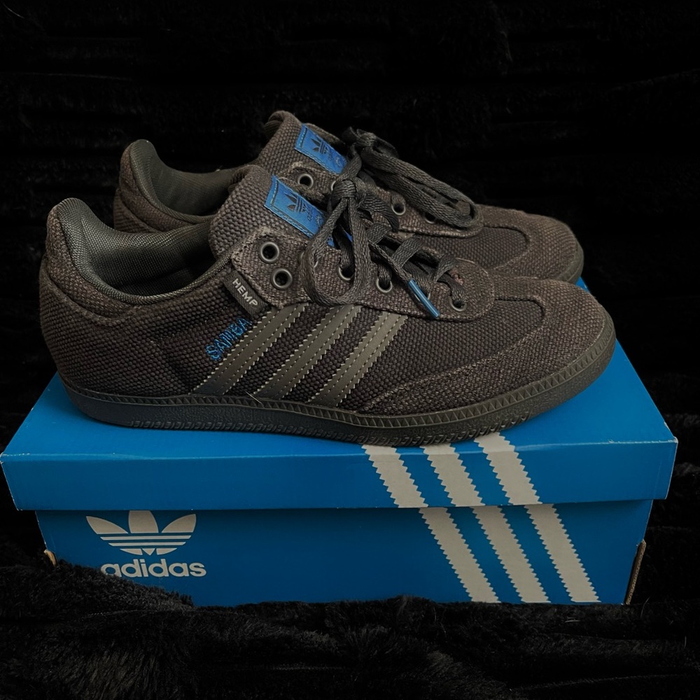 Adidas Samba HEMP women’s 7 // men’s 5.5